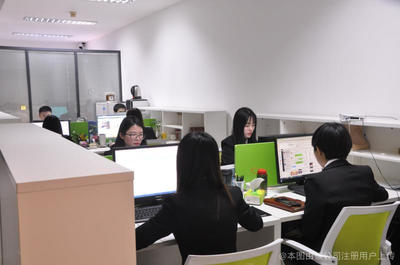 卓信經(jīng)濟信息咨詢 在信息海洋中導(dǎo)航的專業(yè)舵手